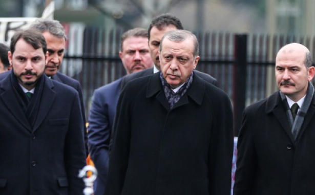 PİAR Anketine göre Albayrak'ı Başarılı Bulanların Oranı Yüzde 2,1
