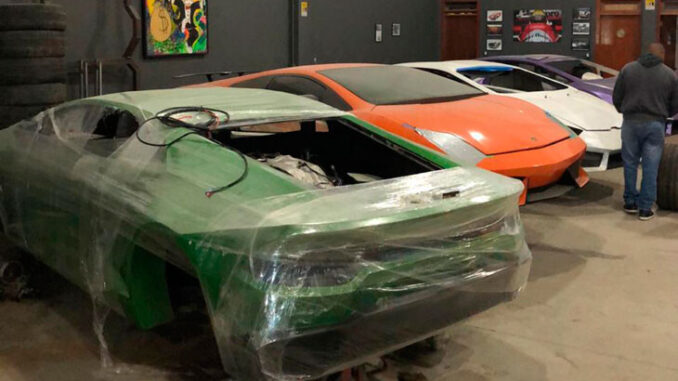 Sahte Ferrari ve Lamborghini fabrikası kapatıldı