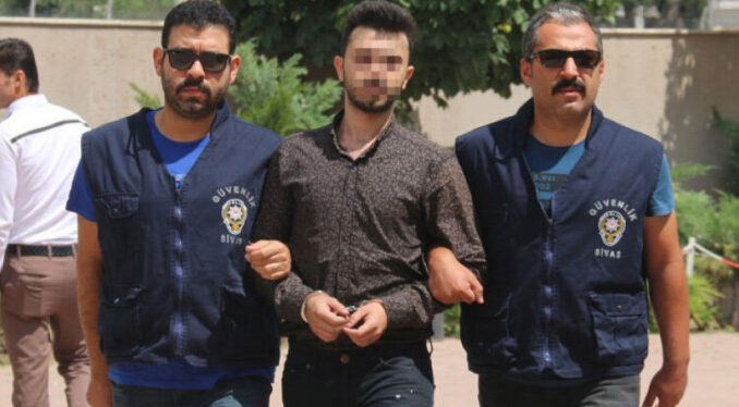 Sosyal medyadan polise hakarete gözaltı!