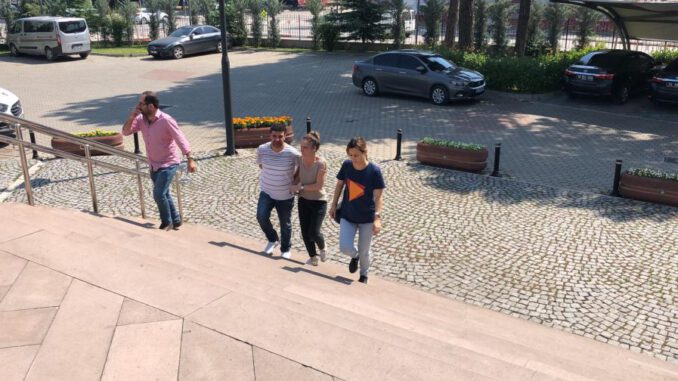 uyusturucu-ticareti-suphelisi-sevgililer-tutuklandi-9168-dhaphoto1-5d3834045c631