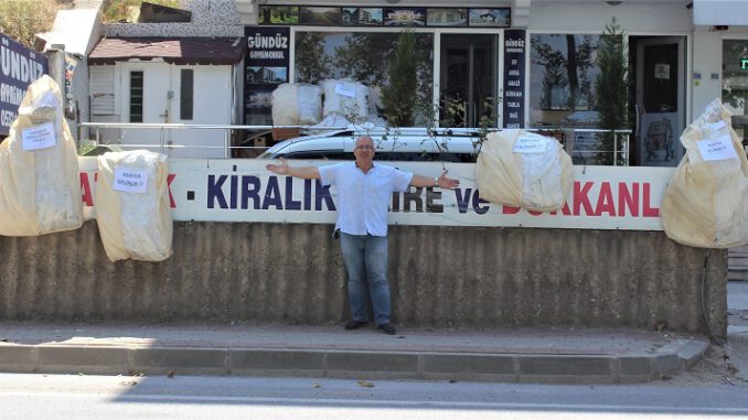 Bursa'da Askıda Gelinlik Uygulaması Başlatıldı