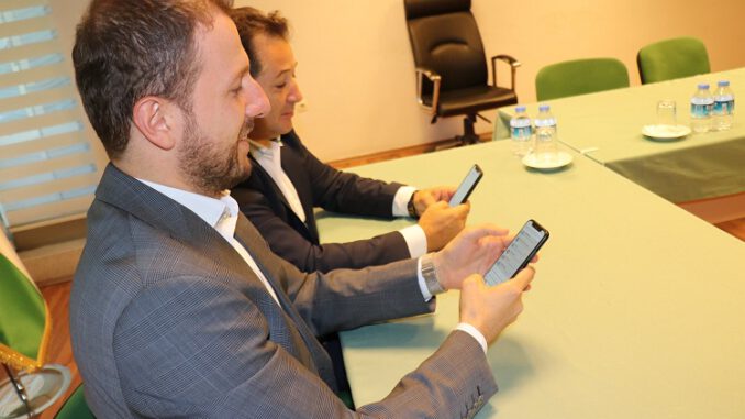 Bursaspor'un 'Yeniden Zirveye' Kampanyasına 3 Günde 18 Bin SMS Atıldı