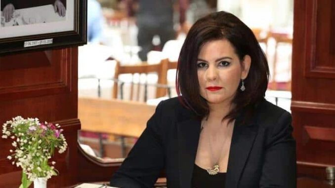 Edebiyatçı Ayşegül Tözeren ‘ihbar’ üzerine gözaltına alındı