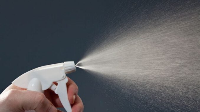 Kenya ilçe meclisi toplantısında zorunlu 'gaz çıkarma' arası Gelirken oda spreyi getirin