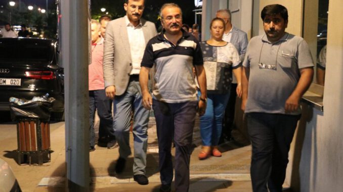 Oğlu bıçaklanarak öldürülen Bursa Gemlik Kaymakamı tayin oldu