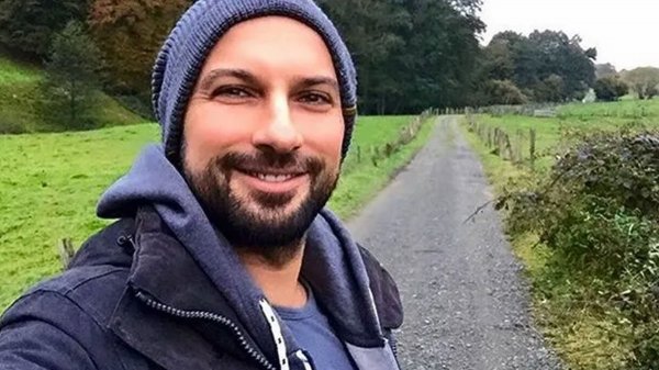 Tarkan'dan Kaz Dağları'ndaki ağaçların kesilmesine şarkılı tepki!