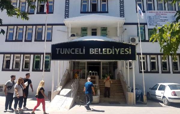 vTunceli Belediyesi'nden vatandaşlara '25 lira bağış' çağrısı