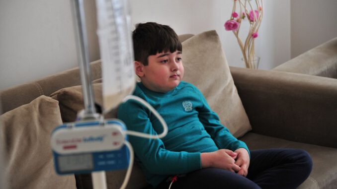 300 ameliyat olmuştu... Bursalı Kayra'ya Amerika'dan sevindiren haber geldi