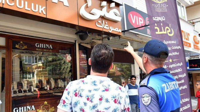 Bursa Büyükşehir Belediye Meclisi'nde Tabela Teşekkürü