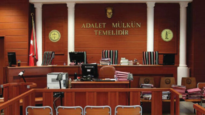 Eşini öldüren kocaya 'saygılı davranış' indirimi
