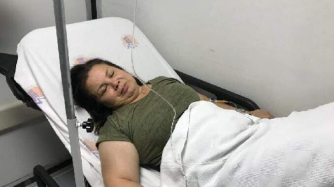 Öğrencisinin velisi sınıf öğretmenini hastanelik etti
