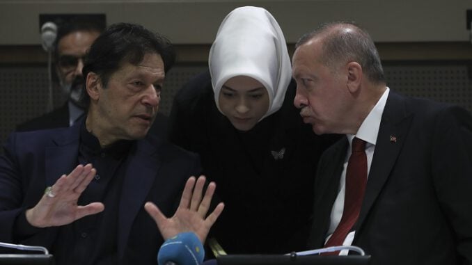 Türkiye, Pakistan ve Malezya'dan 'Müslümanlara özel medya' hamlesi