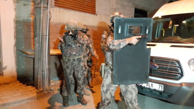 Bursa'da Barış Pınarı Harekatı'na Karşı Terör Propagandasına 10 Gözaltı