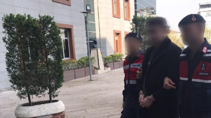 Bursa'da cinsel istismar suçundan aranan şahıs bağ evinde yakalandı