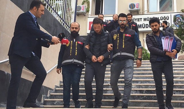 Çalarak sattıkları otomobilleri, GPS'le bulup yeniden çalmışlar