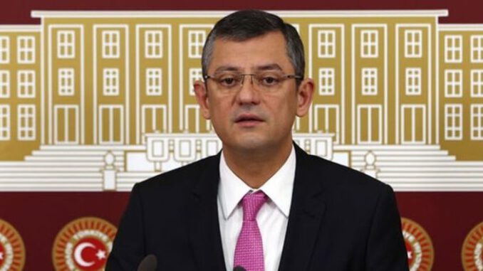 CHP'li Özel'den 'nöbetçi bakan' eleştirisi