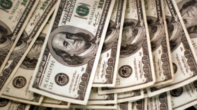 Dolar, ABD’nin yaptırım açıklamalarıyla dört ayın en yüksek gün içi seviyesinde