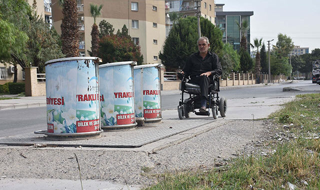 Engellilere çöp tankı engeli