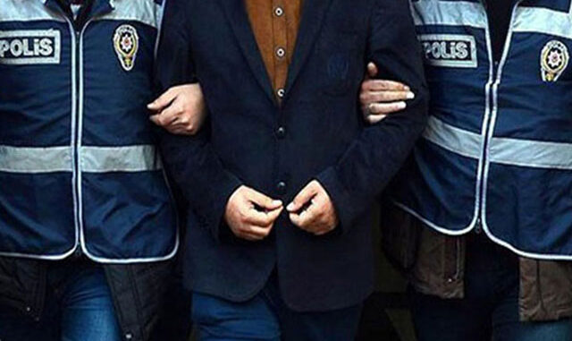FETÖ şüphelisi eski hakim yakalandı