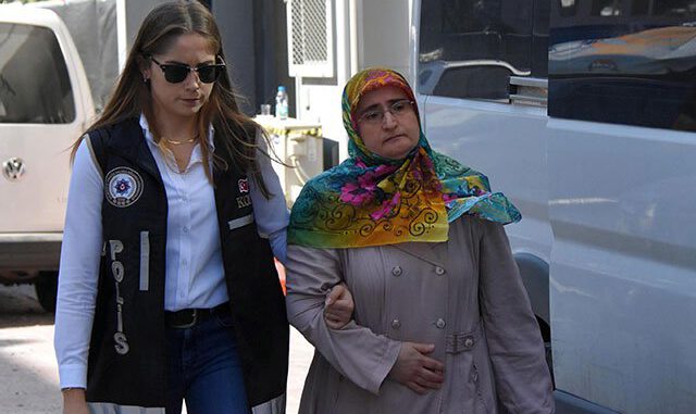 FETÖ'nün Türkiye imamı Mustafa Özcan'ın kızı adliyede