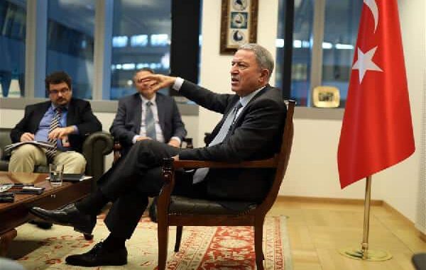 Hulusi Akar Türkiye durduğu yerde duruyor, NATO’nun merkezindeyiz