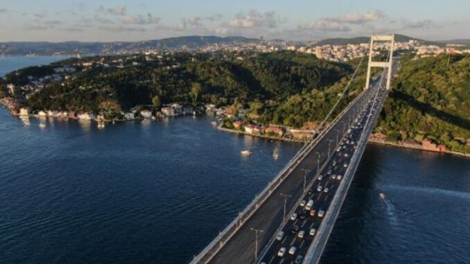 Köprü ve otoyol geçiş ücretlerine yüzde 20 zam