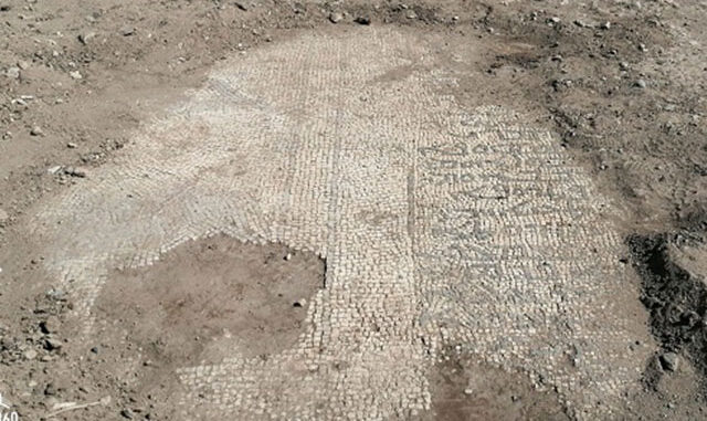 Şanlıurfa’da Roma dönemine ait mozaik ele geçirildi