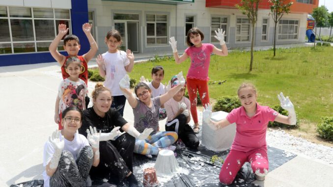 bilgi-evi-8-5dc2a04a1fe57