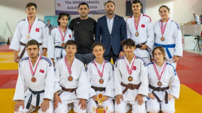 Bursa Gemlik Belediyespor Judo'da Ümitler 1. Liginde