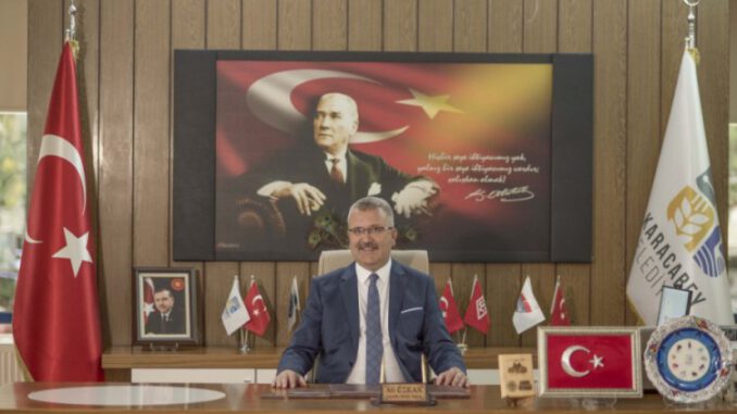 Bursa Karacabey Belediye Başkanı Özkan Gazi Mustafa Kemal Paşa'yı Saygıyla Anıyoruz