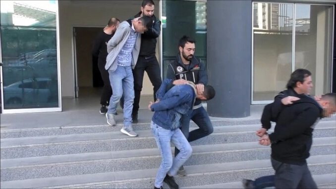 Bursa'da Narkotik Operasyonu 17 Kişi Gözaltına Alındı