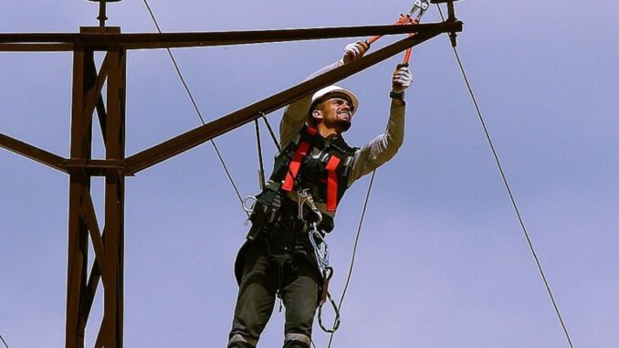 Mardin'de 1453 Çiftçinin Elektriği Kesildi! (Kaçak Elektrik Kullanımı)