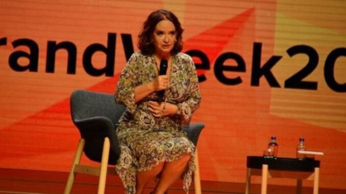 Müjde Ar ''TRT bakışlarımı müstehcen bulup yasakladı''