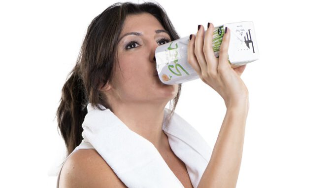 Spordan sonra en az 500 ml süt içilmeli