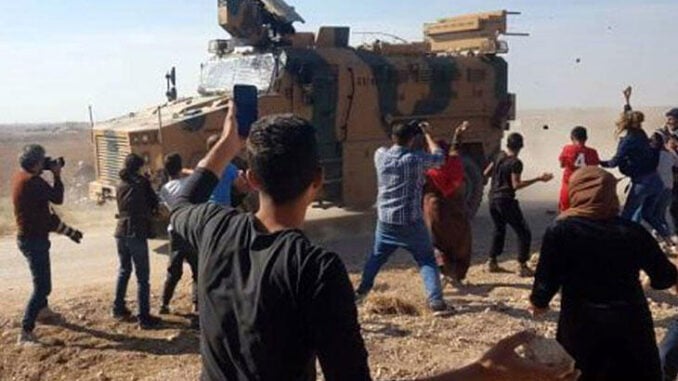 Türk Askeri Konvoylarına Taşlı Saldırılarla İlgili Flaş Açıklama