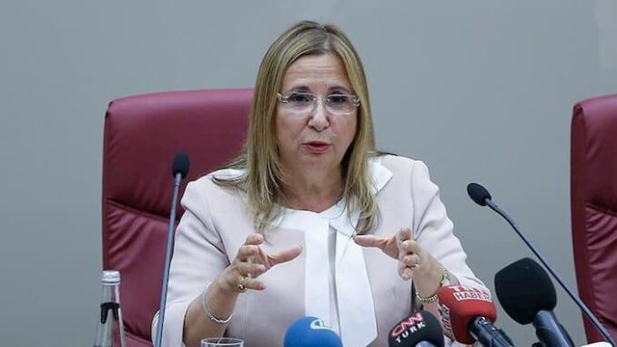 752x395-ticaret-bakani-pekcan-bakanligimiz-bunyesinde-ticaret-akademisi-kurmaya-karar-verdik-1531751043295 (1)