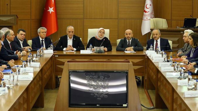 Asgari Ücret '2 Bin 324 TL' Oldu, Türk-İş Salonu Terk Etti 'Kararınızı Kabul Etmiyoruz'
