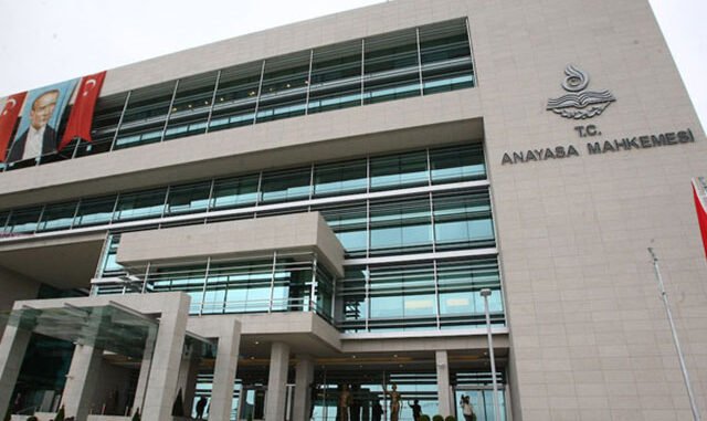 AYM'den Nafaka Artırımına 'İhlal' Kararı
