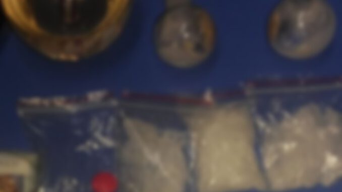 Bursa'da Yol Denetiminde Uyuşturucuyla Yakalandılar (2)