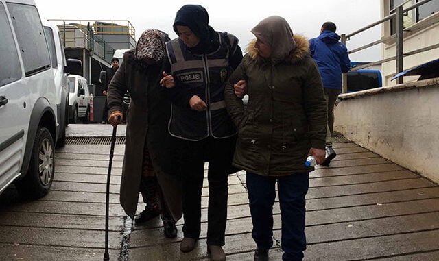 Evlilik Vaadiyle 13 Kişiyi Dolandıran 25 Zanlıya Gözaltı