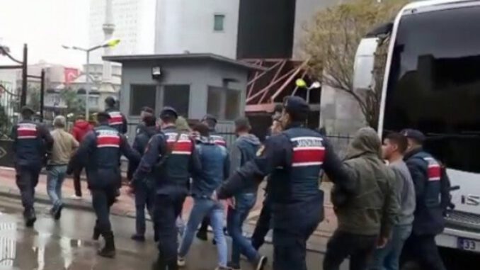 Kablo Çalan 8 Kişi Tutuklandı