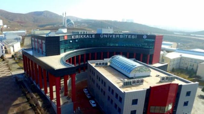 kirikkale-universitesi-nde-istiklal-marsi-arapca-12735779_7499_o (1)