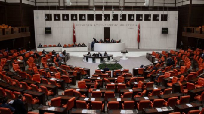 Meclis'e 9 Yeni Fezleke Gönderildi