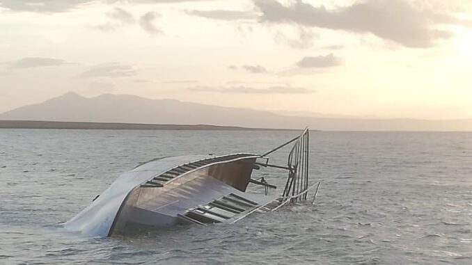 Van Gölü’nde Göçmen Teknesi Battı Yedi Kişi Hayatını Kaybetti