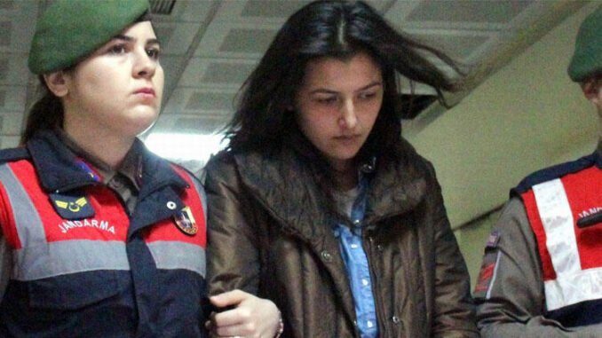 82 Yaşındaki Babaannesini Öldüren Toruna 10 Yıl Hapis, Geline Beraat!
