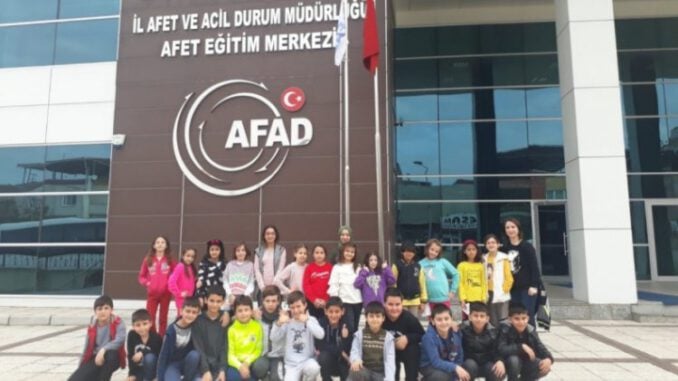 Bursa Gemlik'te Öğrenciler, Afetleri Tecrübe Ederek Öğrendi