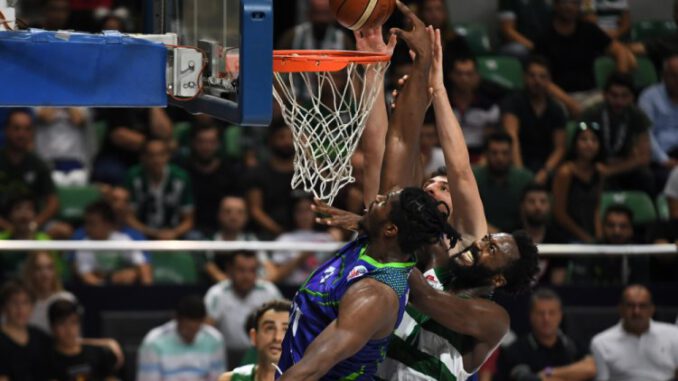 Bursa'da Basketbol Derbisi Heyecanı