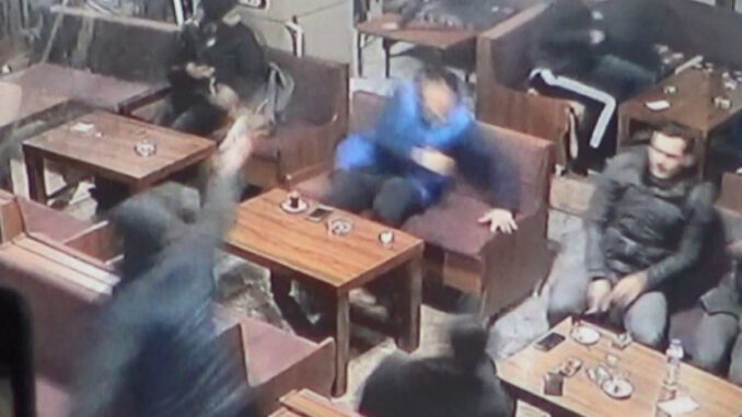 Bursa'da Çay Ocağında Silahlı Kavga 2 Kişi Yaralandı