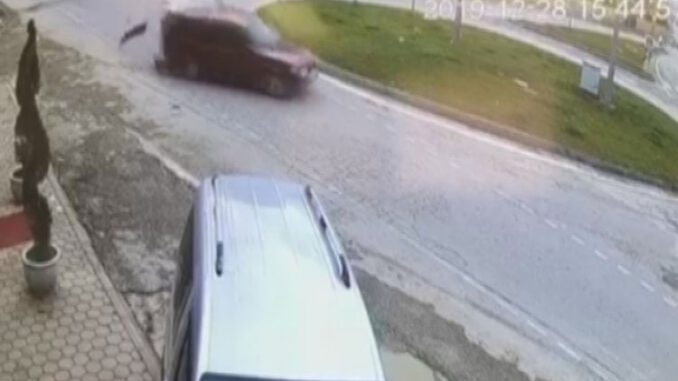 Bursa'da Kazaya Davetiye Çıkaran Kavşak