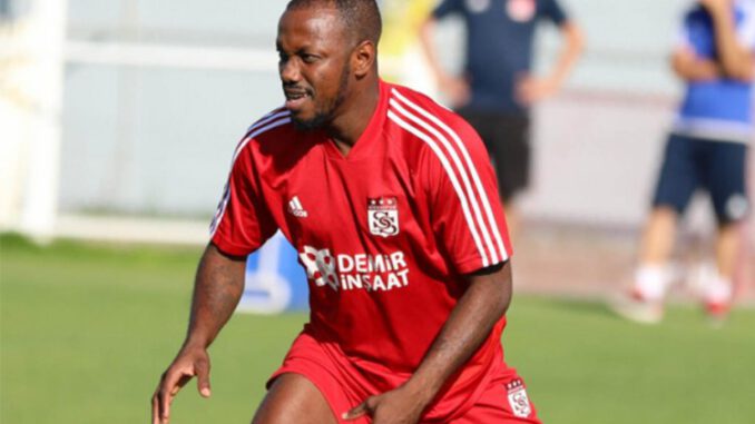 Bursaspor Traore ile Anlaştı